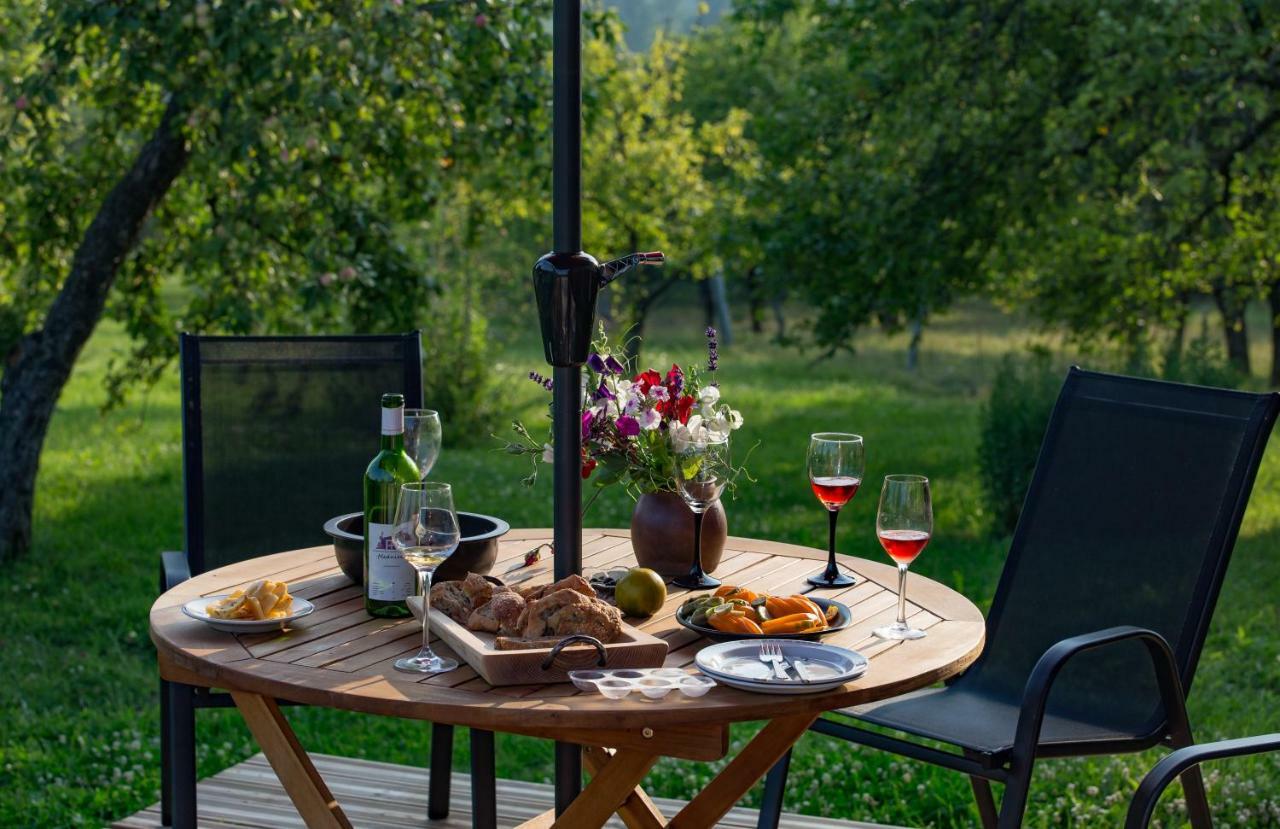 Mednieki Kalvene Guest House Krusati Luaran gambar