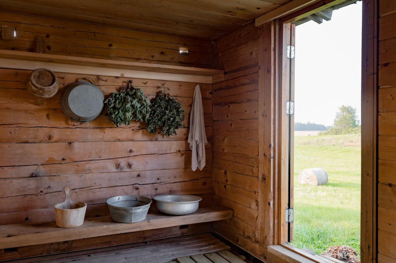 Mednieki Kalvene Guest House Krusati Luaran gambar