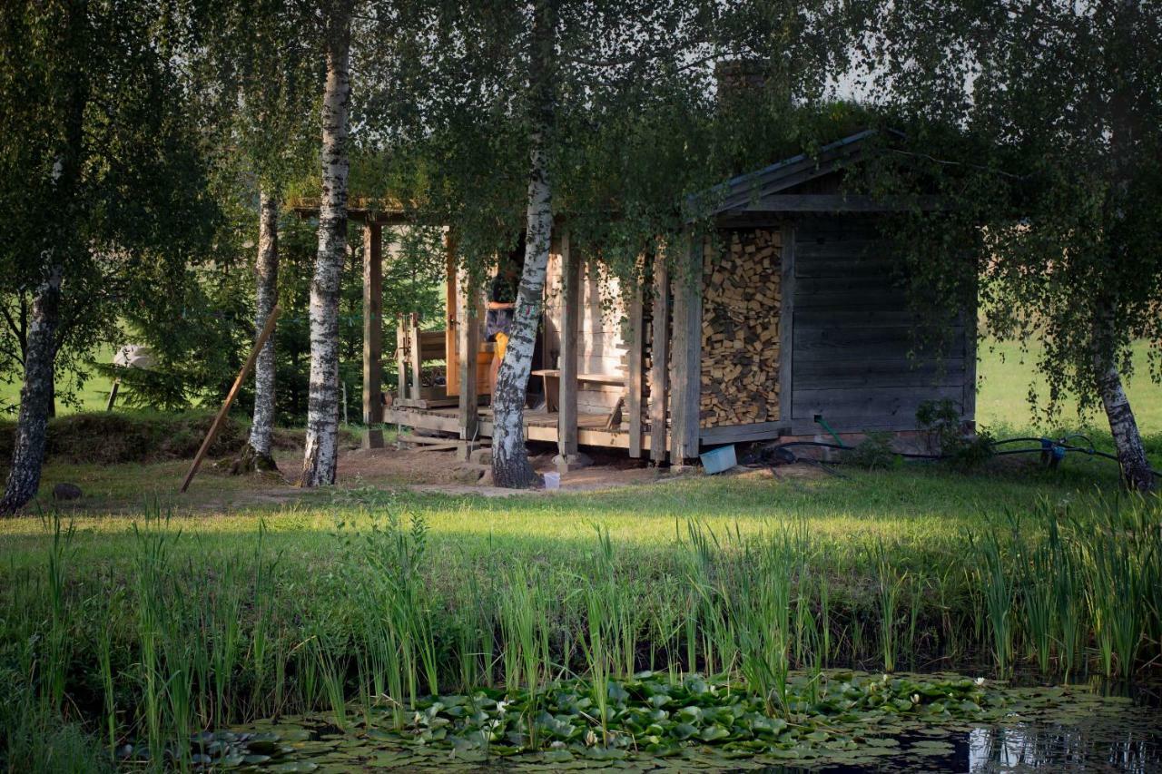 Mednieki Kalvene Guest House Krusati Luaran gambar